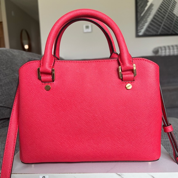 Michael Kors Bag - Picture 2 of 6